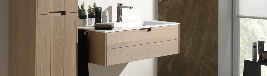 Landelijke zwevende houten kolomkast en wastafel met witte waskom Margaux